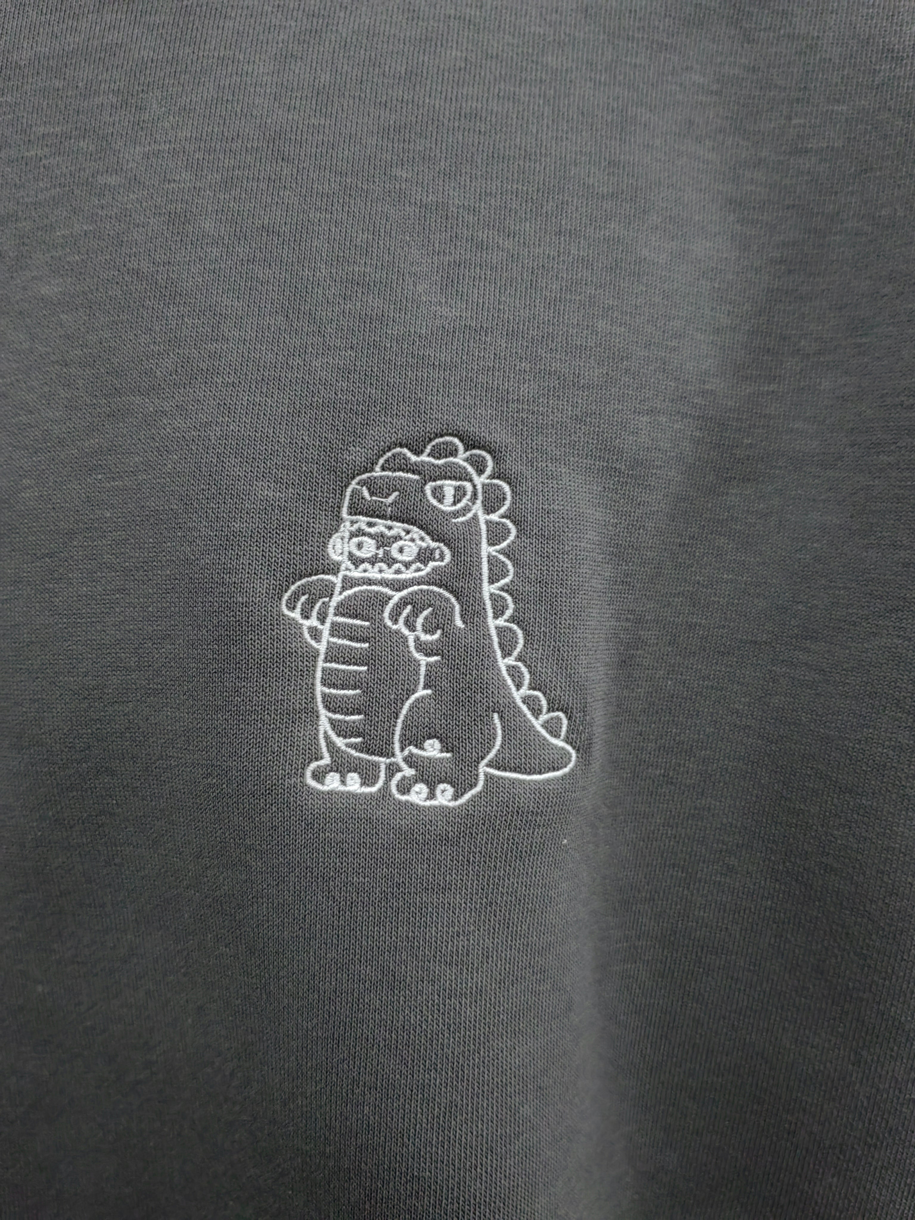 KYOURYUU: Embroidered long-sleeve thick sweater